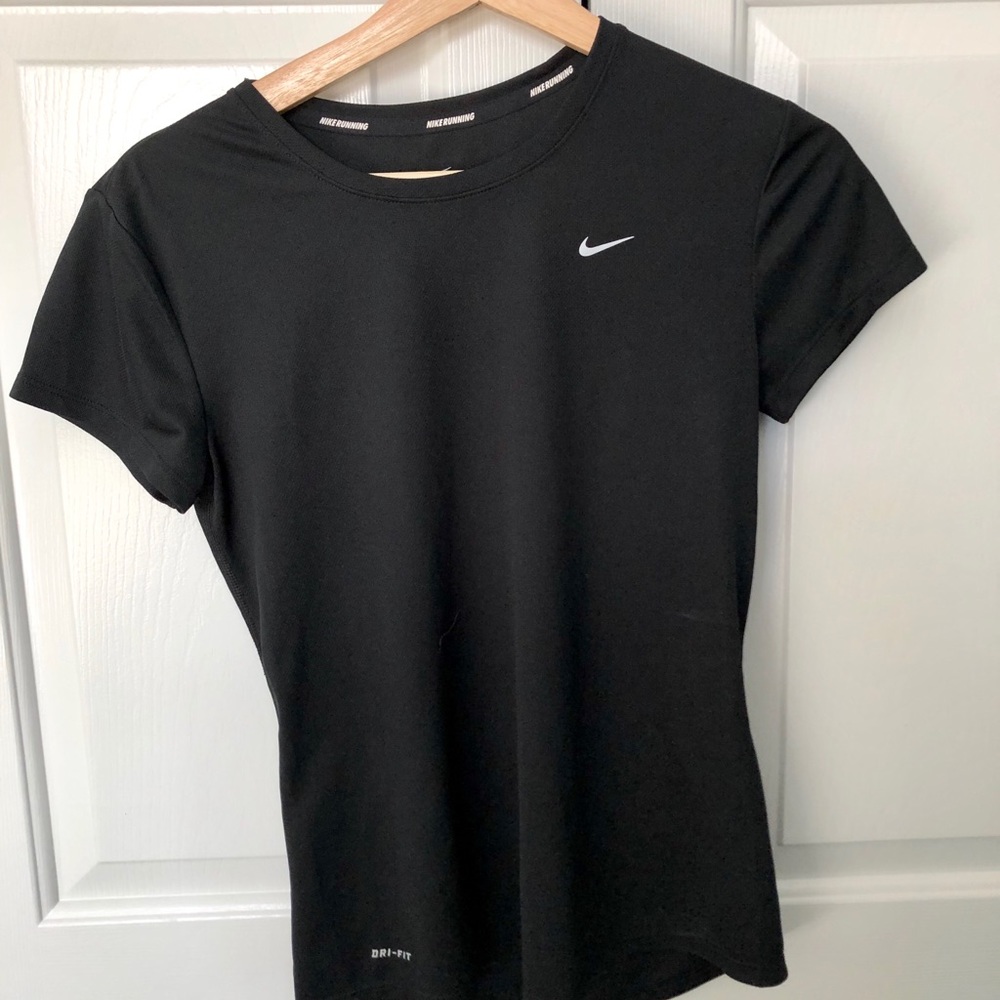 Nike Dri-Fit running tee EUC